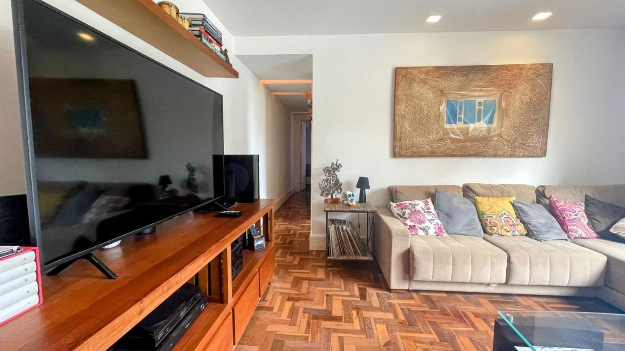 Amplo E Iluminado Apartamento Na Gavea - Rio de Janeiro — Photos 1